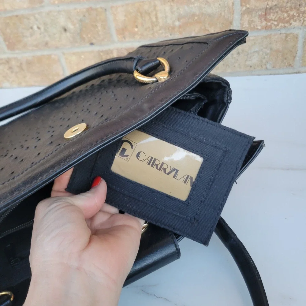 Carryland top handle